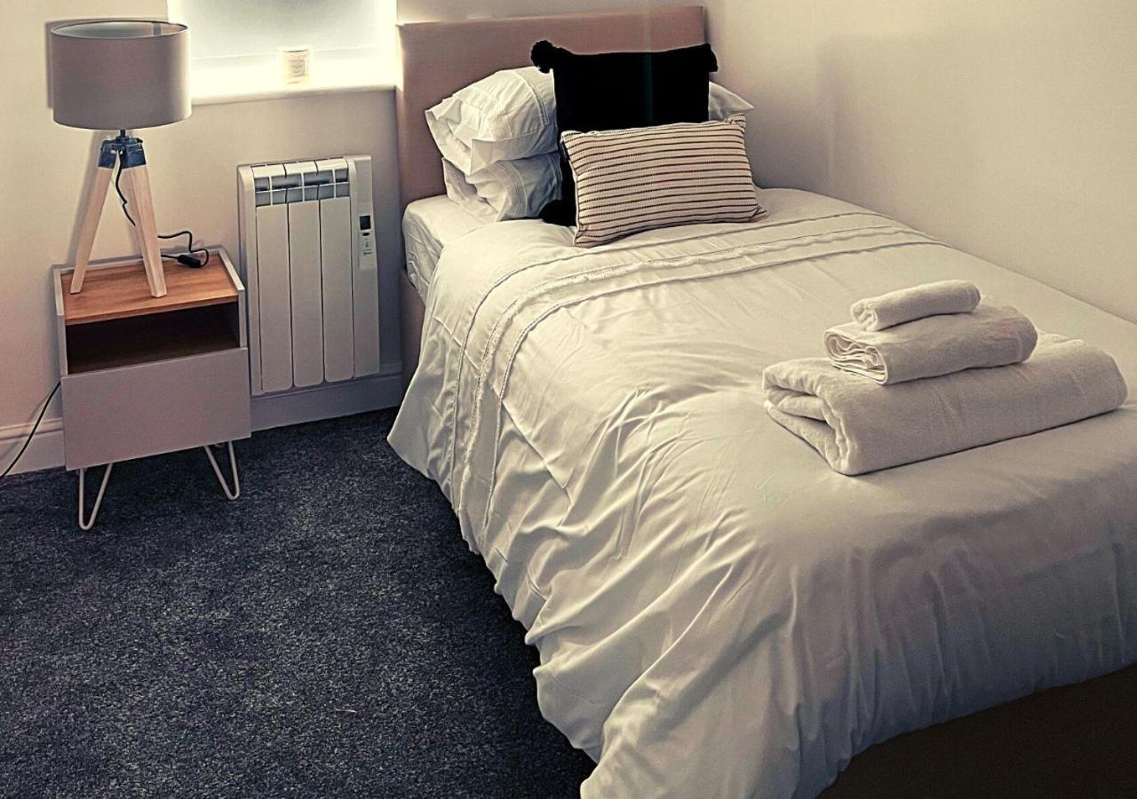 Peniel Properties - ウェリン・ガーデン・シティ エクステリア 写真
